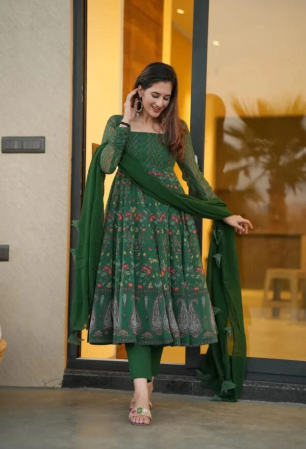 SPARKLING GREEN GEORGETTE SUIT SET - Image 2